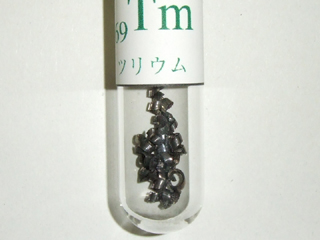 酸化ツリウム(III)